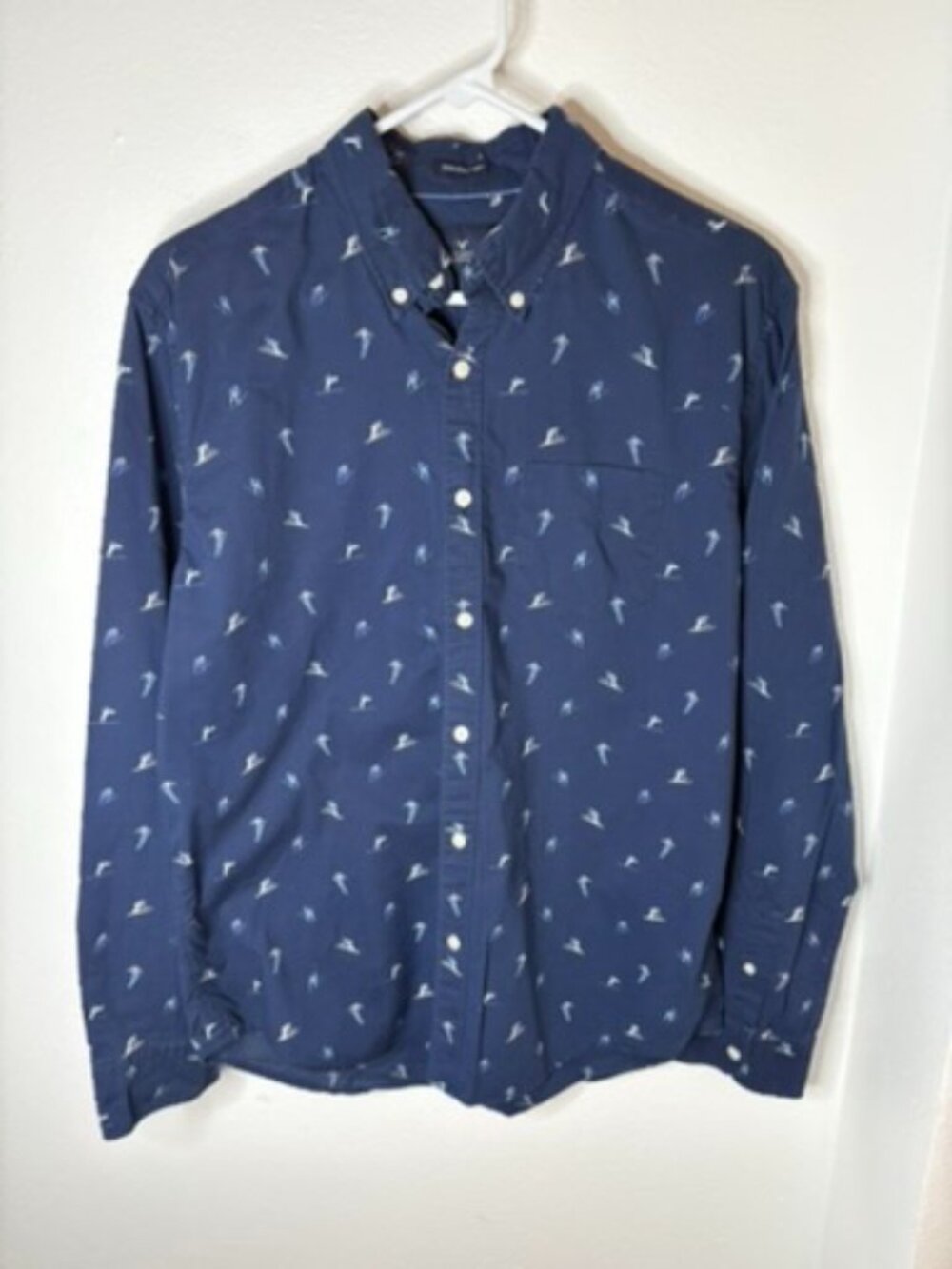 American Eagle - Skiing Button Down Shirt - M